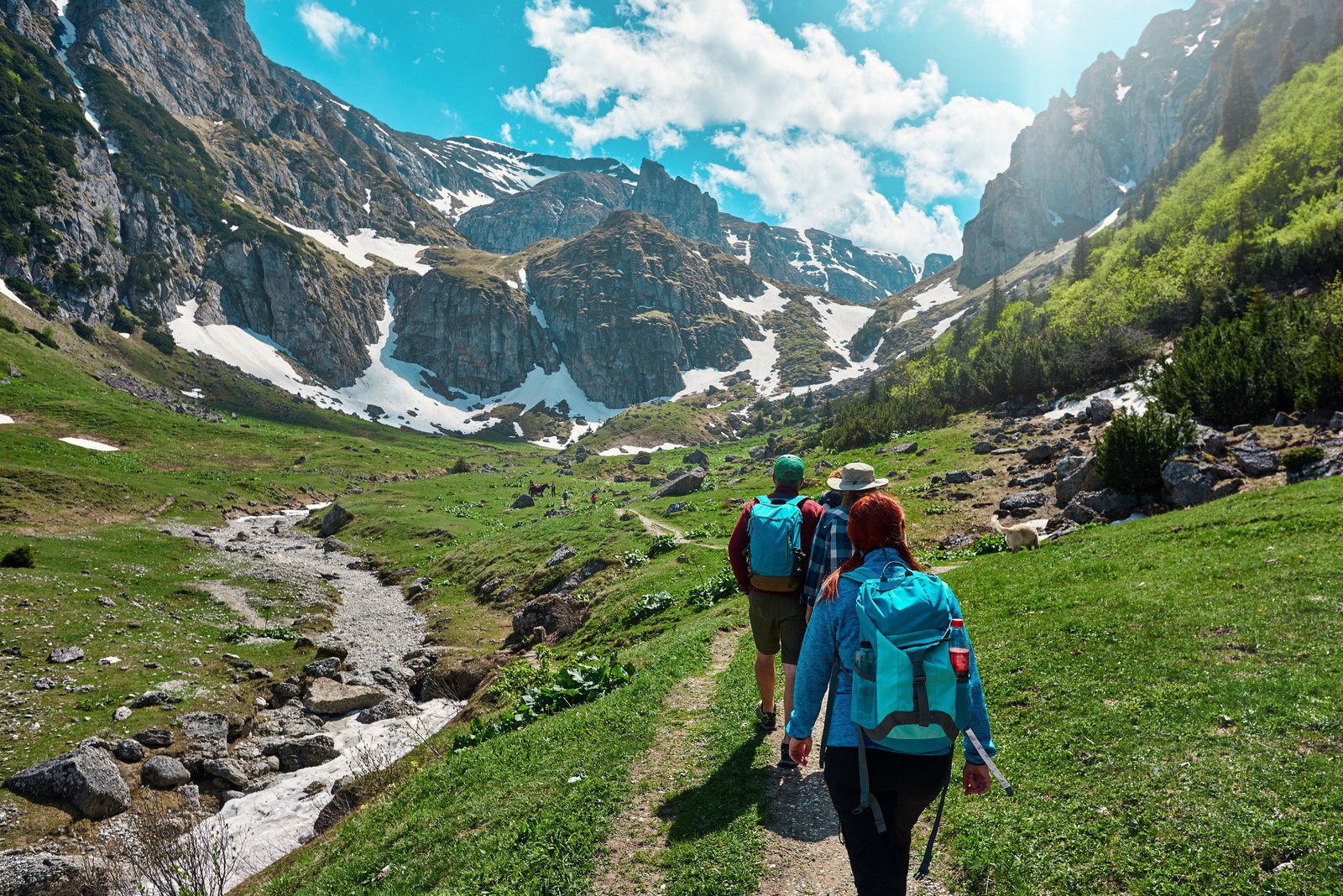 the empowering experience of solo travel creativeculturetribe